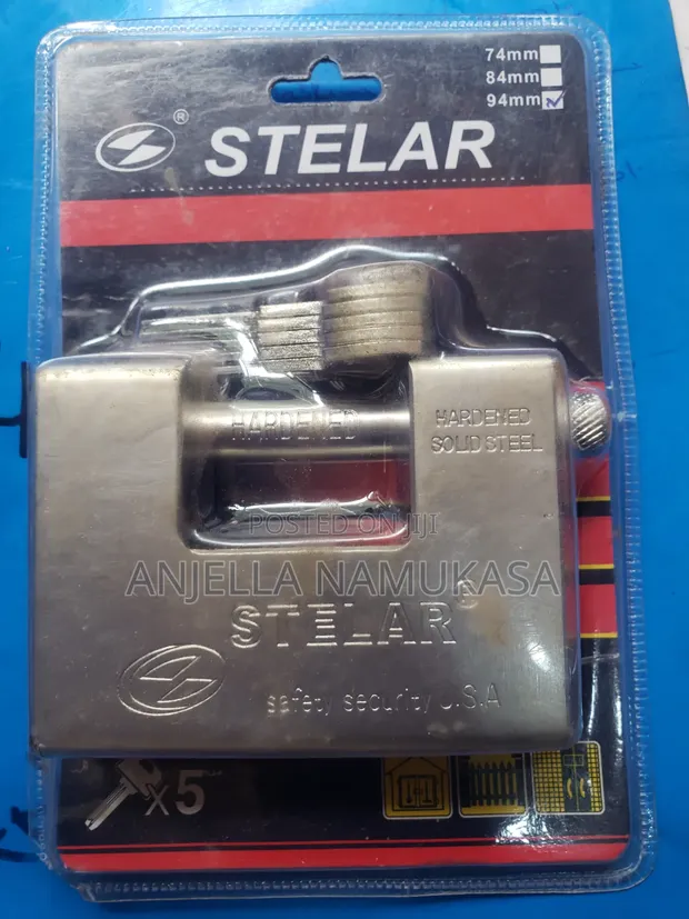 Heavy Duty Door Pad Lock with 4 Keys - 1