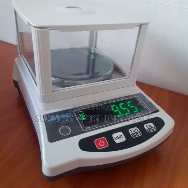 Commercial Analytical Digital Weighing Scale - 1