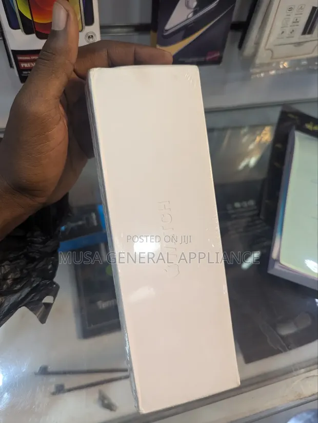 Apple Watch Series 10 46mm - 1