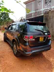Toyota Fortuner 2013 Black - 5