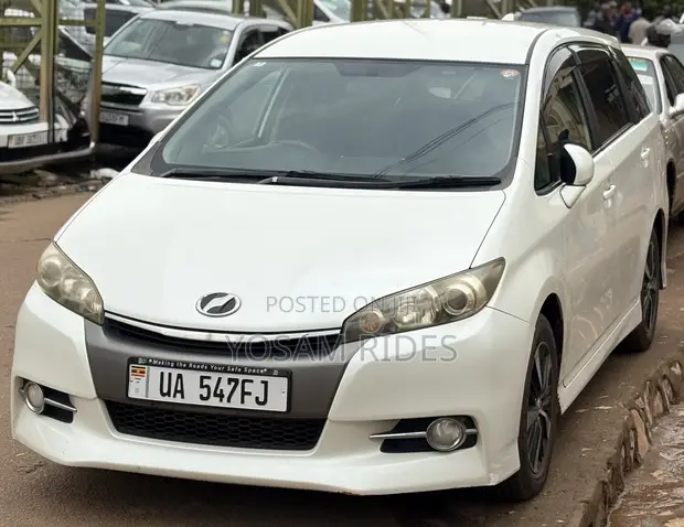 Toyota Wish 2012 White - 1