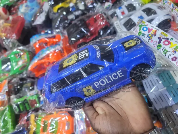 Police Range Rover Toy Car - 1