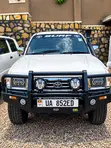 Toyota Hilux 1996 White - 2