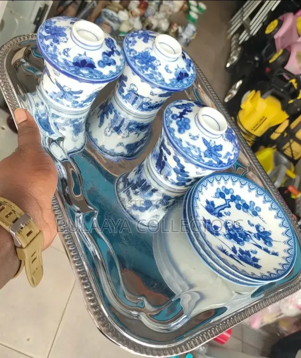 Japanese Blue-and-White Porcelain Tea Set - 1