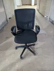 Second Hand Adjustable Mesh Back Office Chair - 1