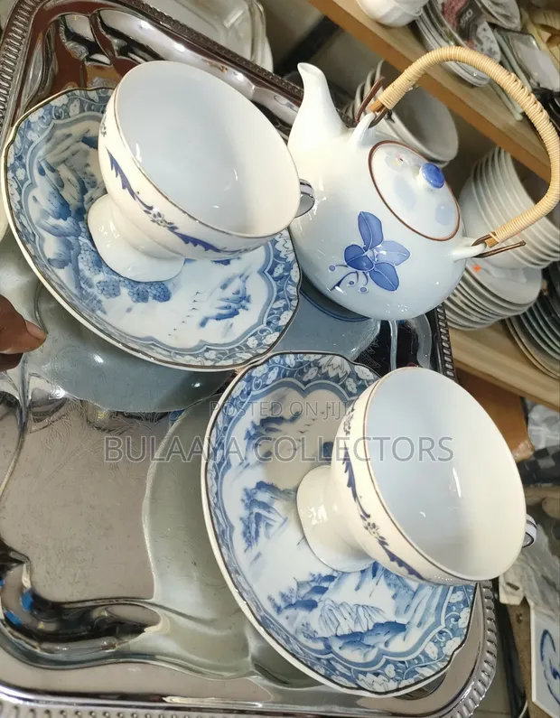 Japanese Blue-and-White Porcelain Tea Set - 1