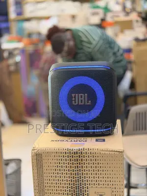 JBL Partybox Encore Essential with 2 Microphones