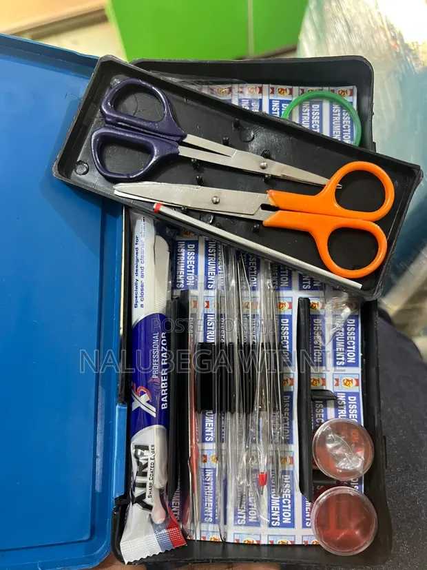 Brand New Dissecting Kit - 1