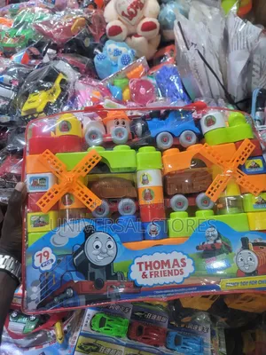 Thomas & Friends 79-Piece Building Block Train Set