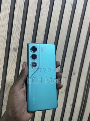 Tecno Camon 40 256GB Blue
