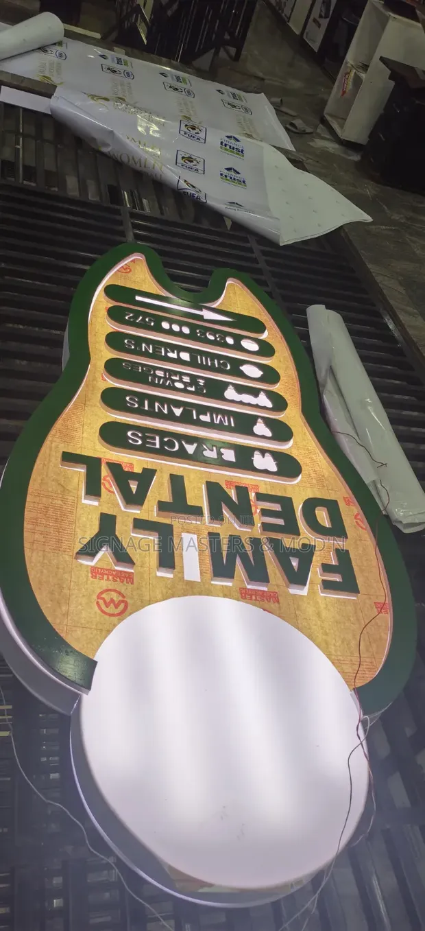 3D Full Acrylic Pylon Lightbox - 1