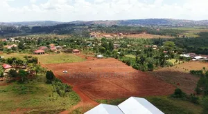 Prime Plots for Sale at Ssisa~Buswa Hill View, Entebbe Road