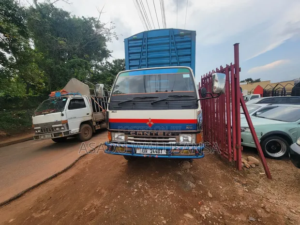 Mitsubishi Canter 1998 Blue - 1
