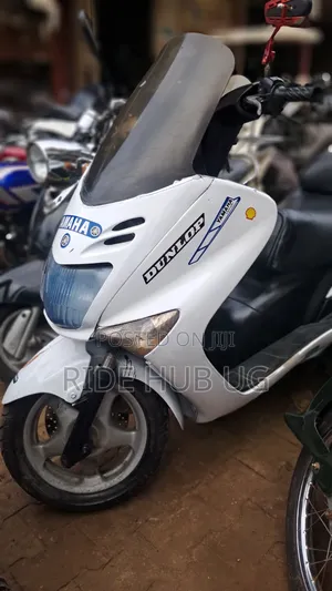 Yamaha Majesty 125cc Scooter 2005