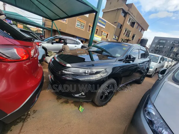 Toyota Harrier 2016 Black - 1