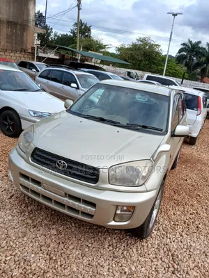 Toyota RAV4 1.8 SUV 2004 Gold