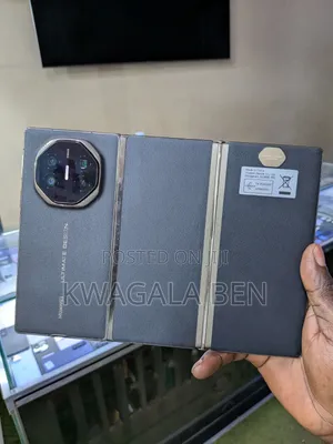 Huawei Mate XT Ultimate Design 1TB Black