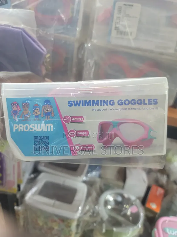 Unique Kids Swimming Goggles - 1