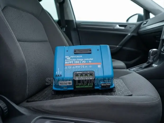 Victron SmartSolar MPPT 150V 70A TR Charge Controller - 1