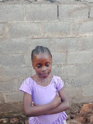 Children's Hairstyling Services