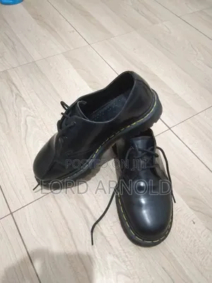 Dr. Martens Oxfords - Used