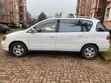 Toyota Ipsum 2000 White - 4
