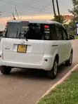 Toyota Sienta 2008 White - 2