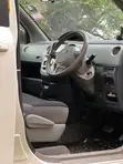 Toyota Sienta 2008 White - 5