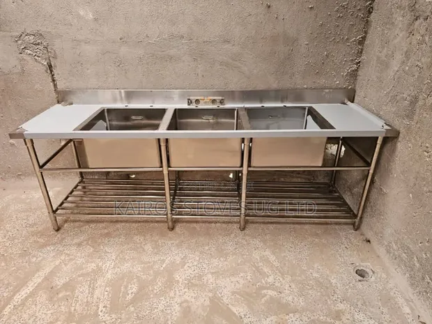 Commercial 3-Compartment Stainless Steel Sink with Drainer - 1