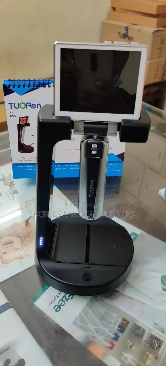 Brand New Video Laryngoscope with 5 Blades - 1