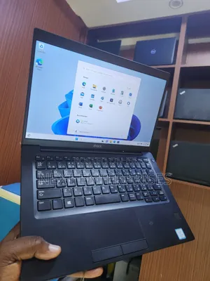 Dell Latitude 7390 Laptop - i5, 8GB RAM, 256GB SSD