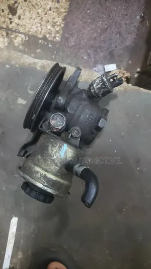 Genuine Toyota Steering Pump for 5A/7A Engines