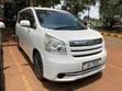 Toyota Noah 2009 Pearl - 2
