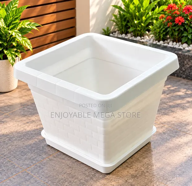 Modern Stackable Plastic Flower Pots - White - 1