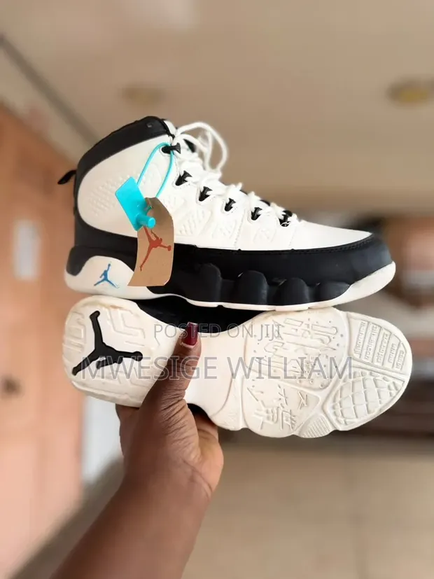 Nike Sneakers - Brand New - 1