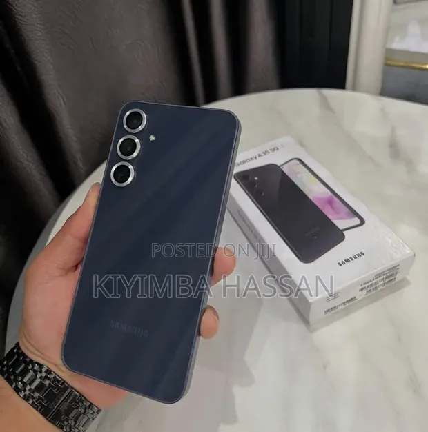 New Samsung Galaxy A35 256GB Black - 1