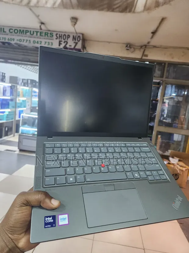 Lenovo ThinkPad E14 Gen 5 Laptop - 1