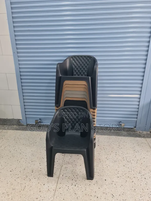 Plastic Sofa Chairs for Bars and Dining - 1