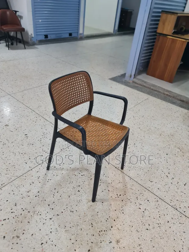Knitted Outdoor Plastic Chairs - 1