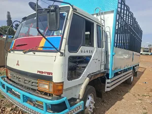 Mitsubishi Fuso Fighter 1992