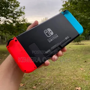Nintendo Switch Standard Hybrid Console (UK Used)