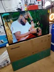 Hisense 32-Inch LED Digital Frameless TV - 2