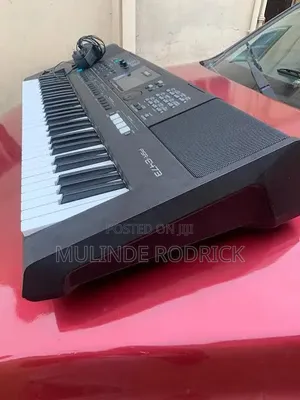 Yamaha PSR-E473 Electronic Keyboard