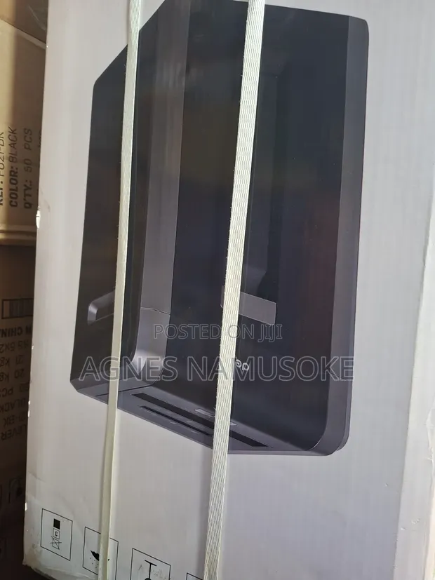 Paper Shredder - 25 Sheets Capacity - 1