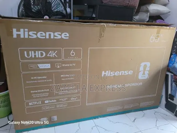 Hisense 65" U7SKEN 4K Smart TV - 1