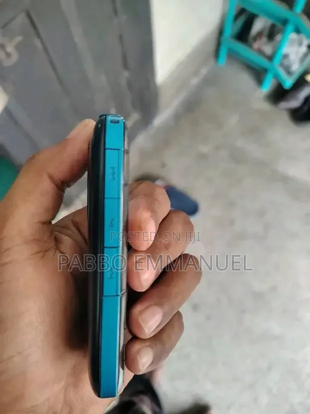 Nokia 5130 XpressMusic Blue - 1