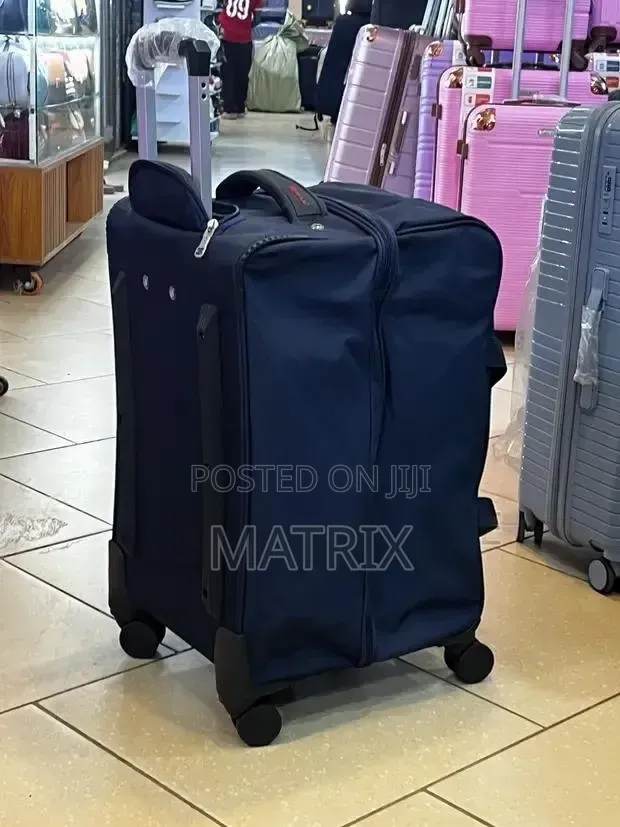 Durable Trolley Travel Bag - Spinner 5-Wheel - 1