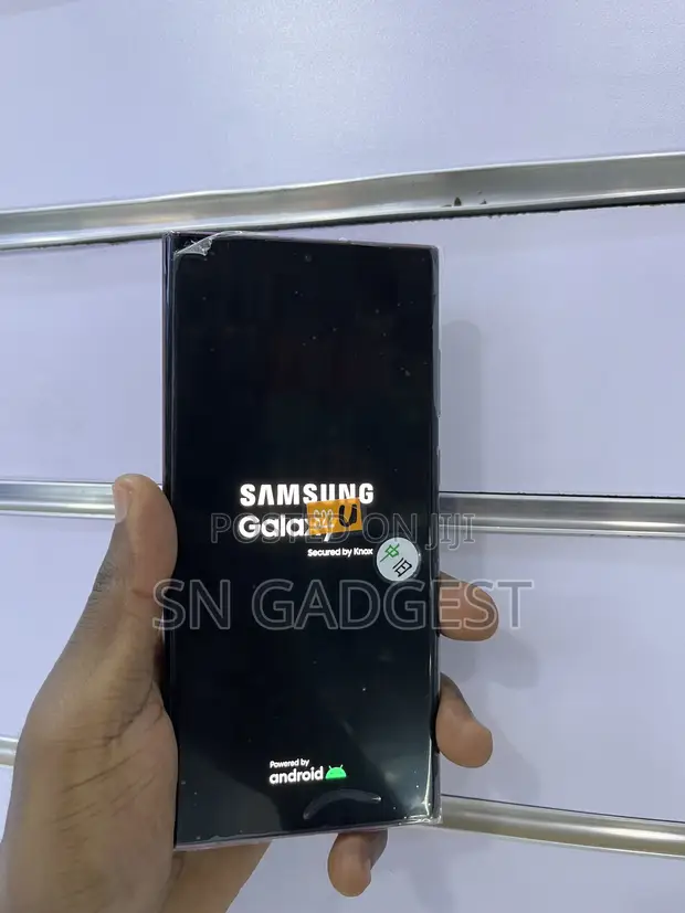 Samsung Galaxy S22 Ultra 128GB Bronze - 1