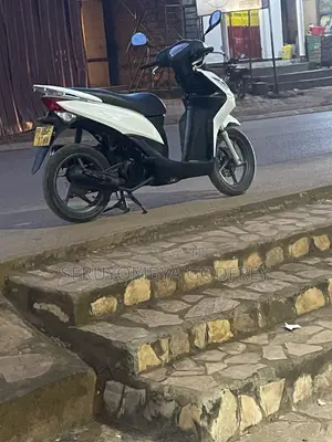 Honda Dio 2010 Scooter - White