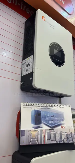 Felicitysolar 4000VA/4000W 24V Hybrid Inverter